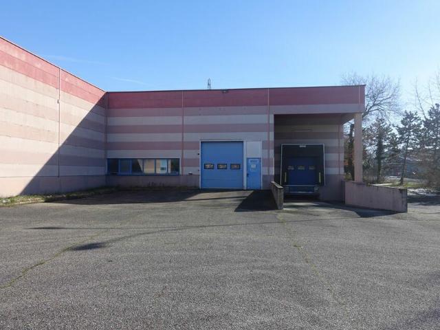 Local Commercial vente à Belley, Blyes