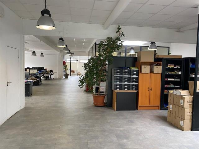 Local Commercial vente à Saint-Germain-en-Laye, Chatou