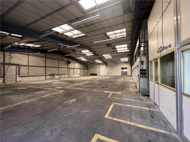 Local Commercial vente à Torcy, Chelles