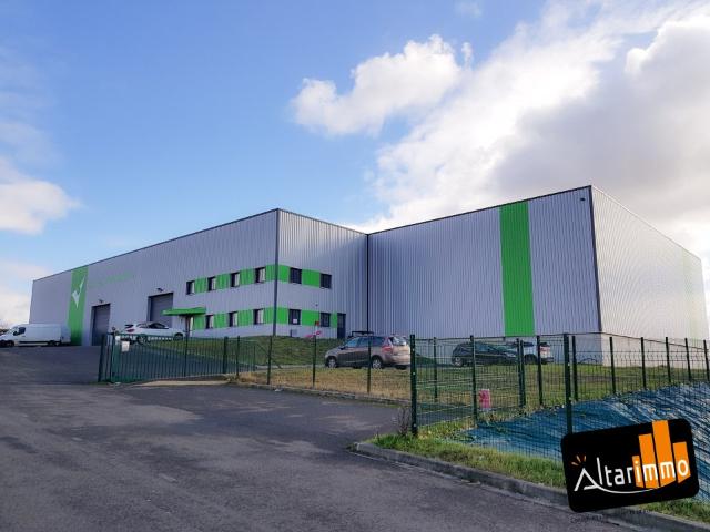 Local Commercial vente à Dreux, Cherisy