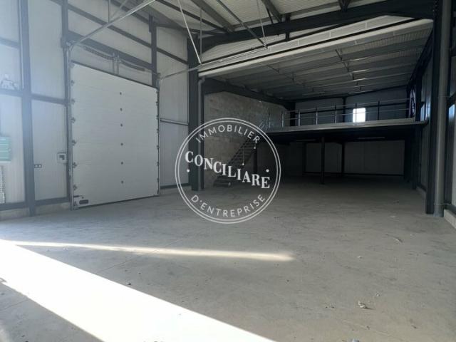 Local Commercial vente à Toulouse, Deyme