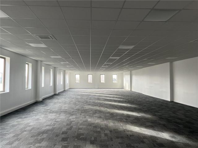 Local Commercial vente à Nanterre, Gennevilliers