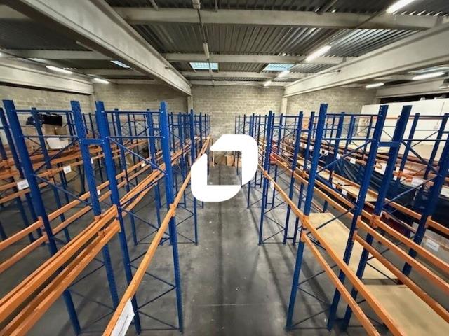 Local Commercial vente à Pontoise, Méry-sur-oise