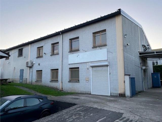 Local Commercial vente à Palaiseau, Morangis