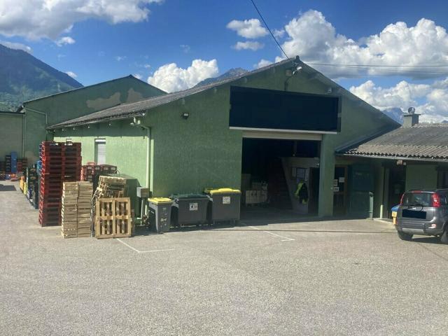 Local Commercial vente à Albertville, Notre-dame-des-millières
