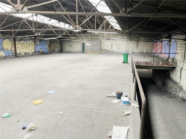 Local Commercial vente à Pantin, Quatre Chemins
