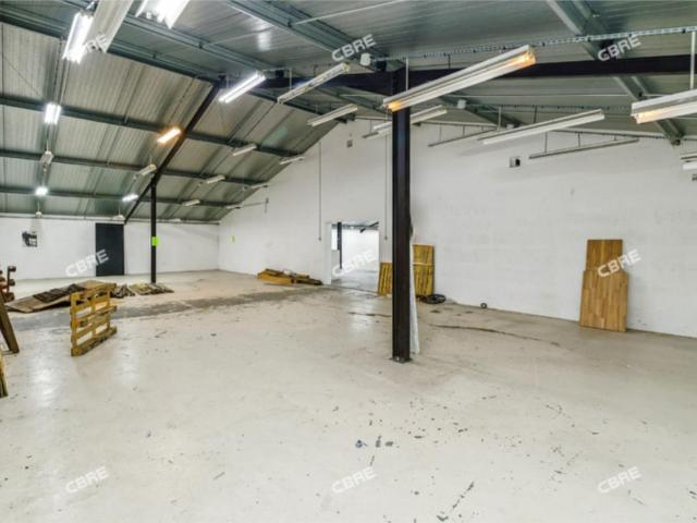 Local Commercial vente à Mantes-la-Jolie, Septeuil