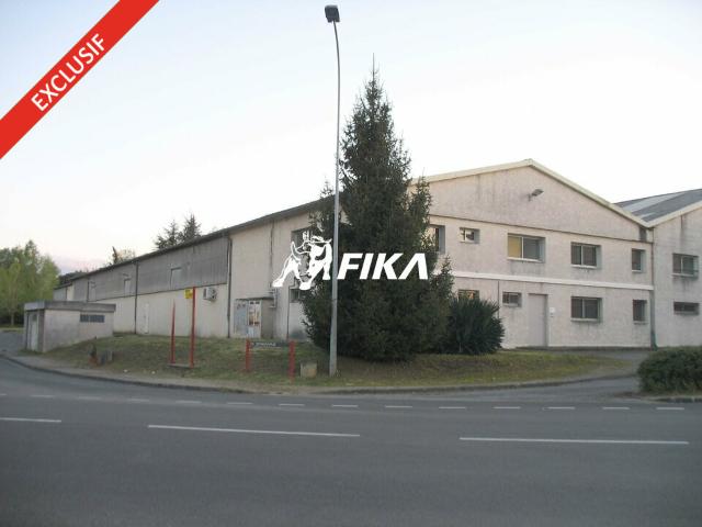 Local Commercial vente à Pau, Serres-castet