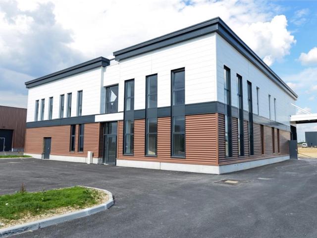 Local Commercial vente à Torcy, Bailly-romainvilliers