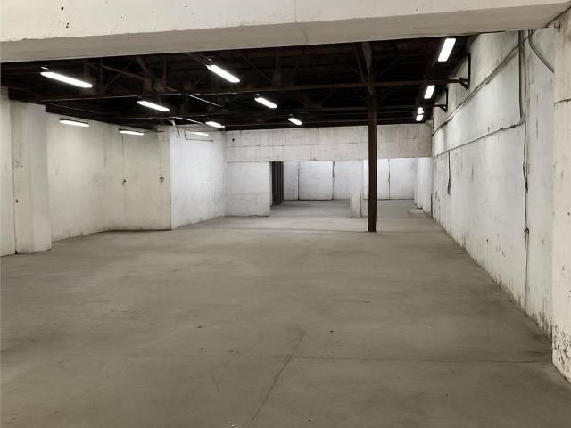 Local Commercial vente à Stains, Cité de la Prêtresse