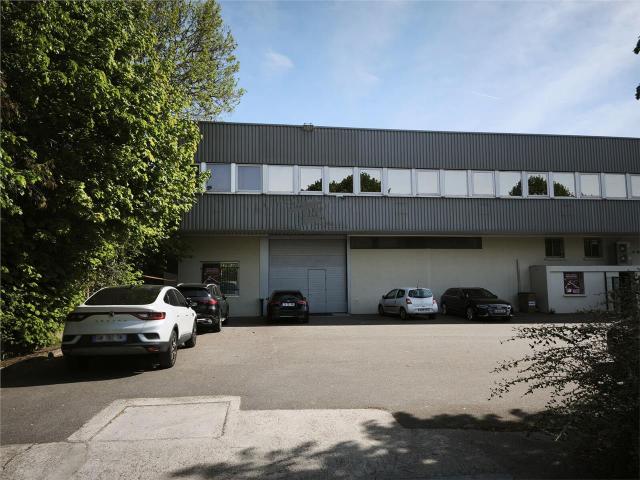 Local Commercial vente à Versailles, Trappes