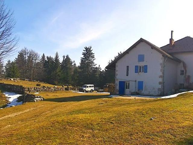Maison vente à Nantua, Villes