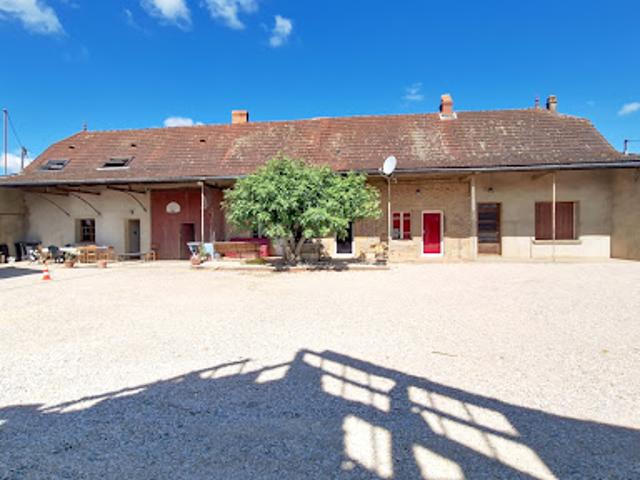 Ferme vente à Louhans-Châteaurenaud, Saillenard