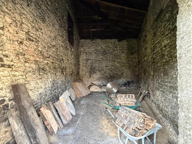 Ferme vente à Marais de l'Arceau, Celles