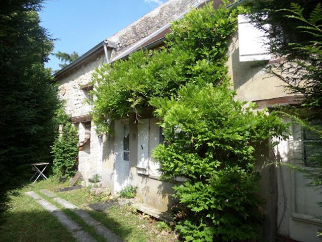 Ferme vente à Fontainebleau, Ichy