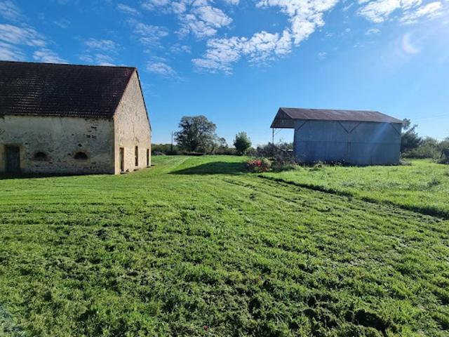 Ferme vente à La Châtre, Champillet
