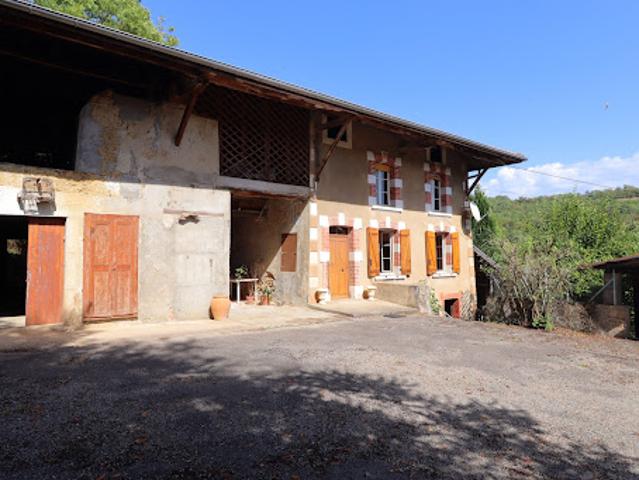 Ferme vente à La Forteresse, Isère