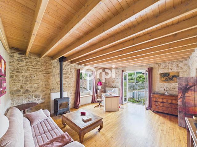 Maison vente à Lons-le-Saunier, Vescles