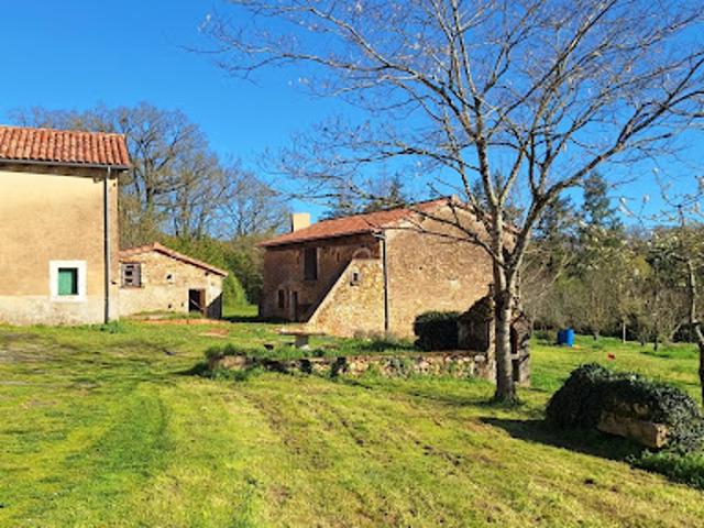 Ferme vente à Angoulême, Yvrac-et-malleyrand