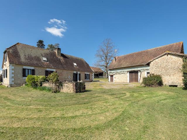 Ferme vente à Rouffignac, Saint-Geyrac