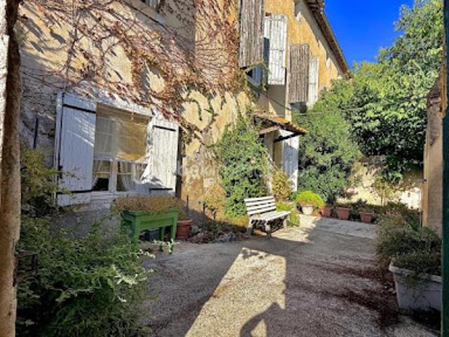 Ferme vente à Monteux, Vaucluse