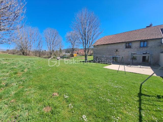 Ferme vente à Le Coin d'Amont, Saint-Laurent-en-Grandvaux