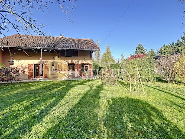 Ferme vente à La Tour-du-Pin, Auvergne-Rhône-Alpes