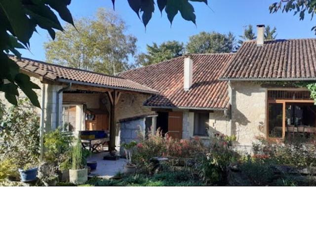 Ferme vente à Nontron, Brantôme