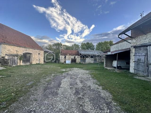 Ferme vente à Les Granges d'Oigny, Oigny