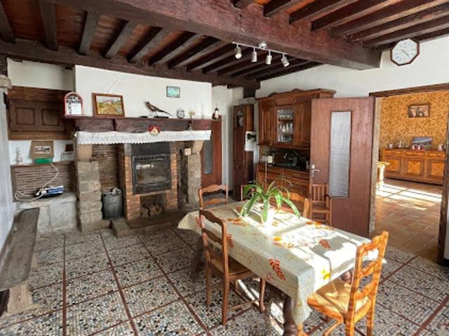 Ferme vente à Le Château, Pouillon