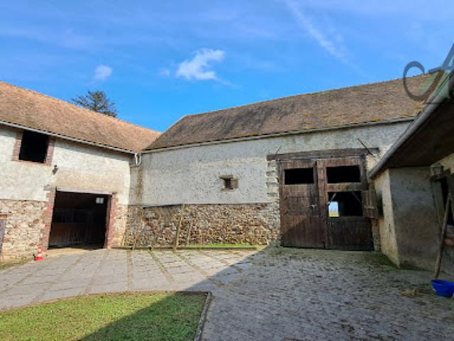 Ferme vente à Sens