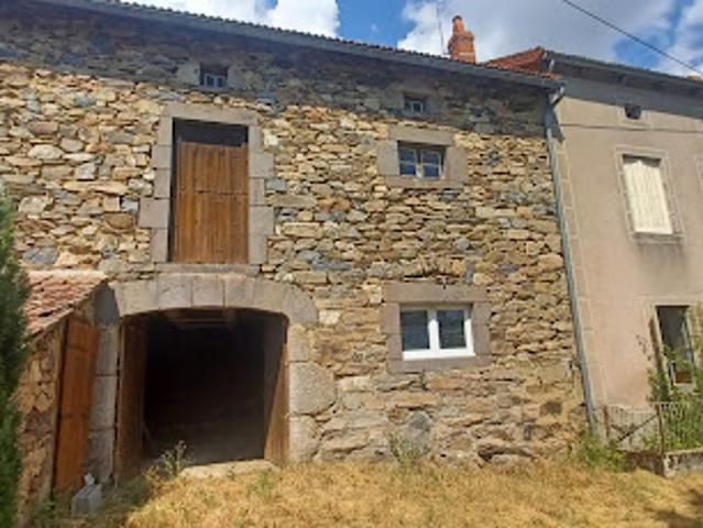 Ferme vente à Saint-Flour, Clavières