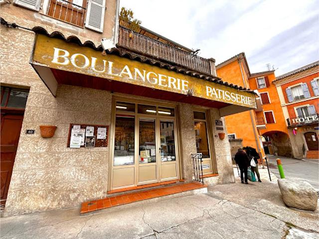 Local Commercial vente à Castellane, Annot