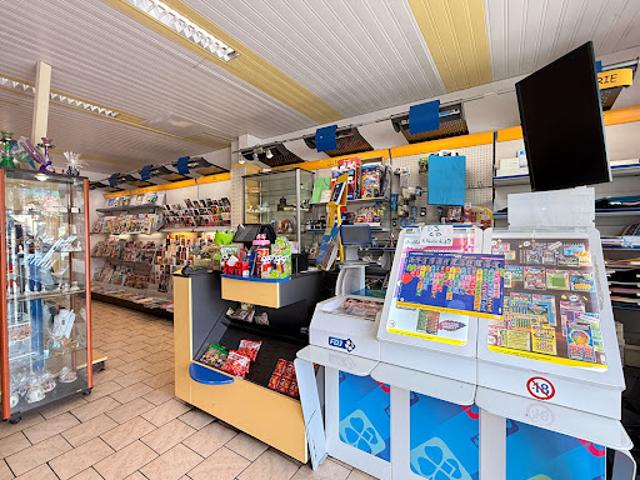 Local Commercial vente à Caen, Bretteville-sur-laize