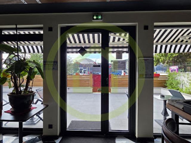 Local Commercial vente à France métropolitaine, Coubron