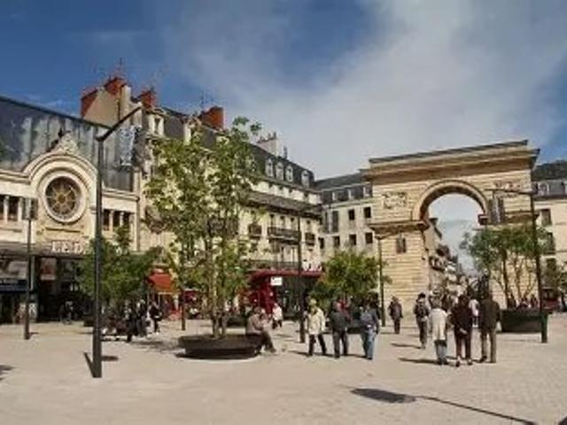 Local Commercial vente à Dijon
