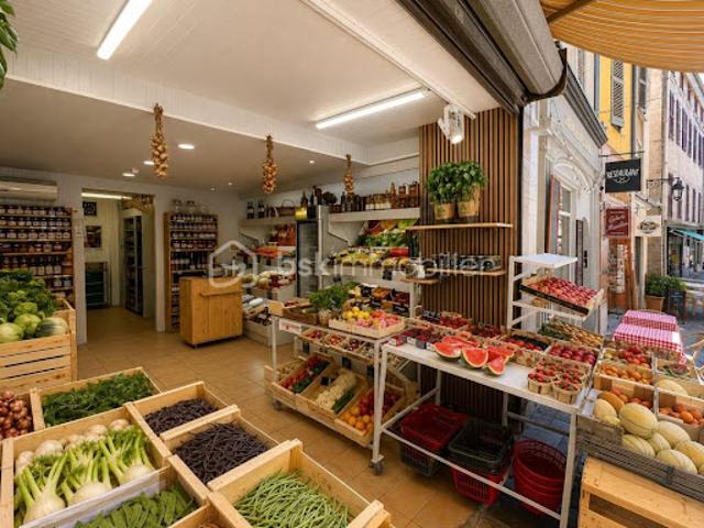 Local Commercial vente à Arrondissement de Toulon, Hyères