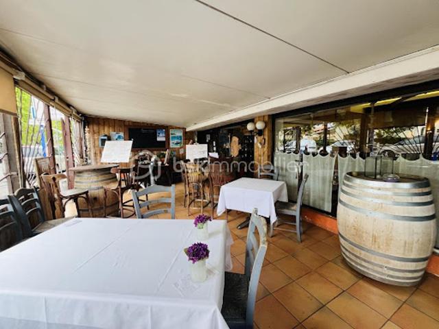 Local Commercial vente à Arrondissement de Toulon, Hyères