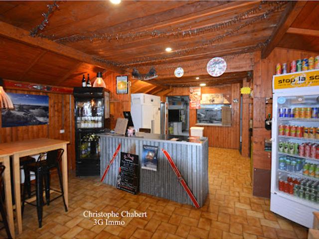 Local Commercial vente à Issoire, La Bourboule