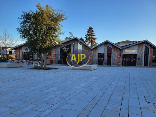 Local Commercial vente à Lesparre-Médoc, Lacanau