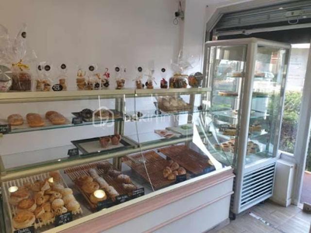 Local Commercial vente à Grasse, Le Cannet