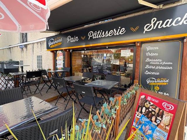 Local Commercial vente à Argelès-Gazost, Luz-saint-sauveur