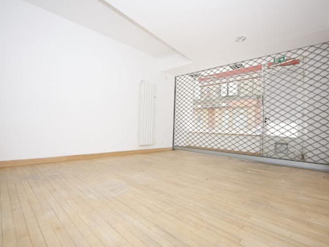 Local Commercial vente à Mauriac