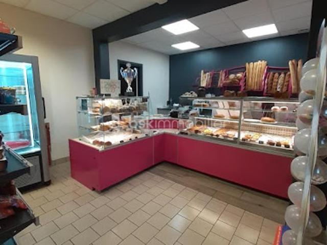 Local Commercial vente à Avranches, Reffuveille