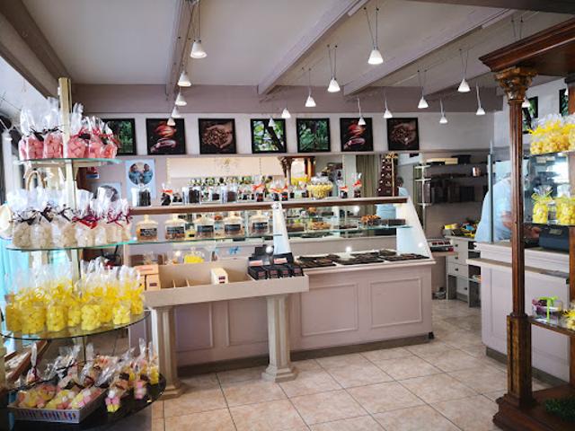 Local Commercial vente à Saint-Raphaël, Var