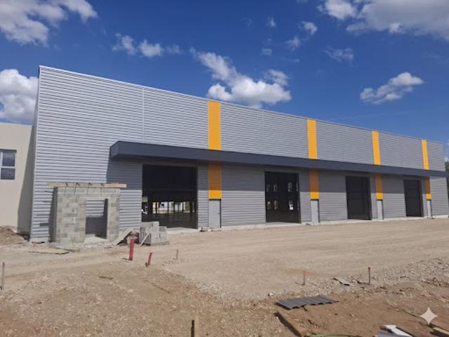 Local Commercial vente à La Tour-du-Pin, Tignieu-jameyzieu