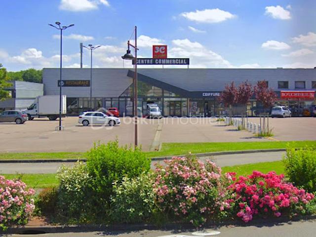 Local Commercial vente à Dreux, Vernouillet