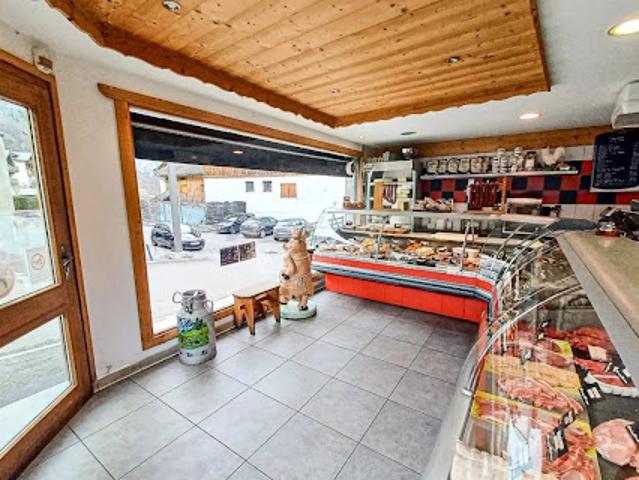Local Commercial vente à Tincave, Bozel