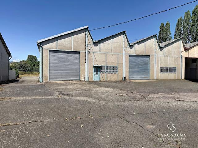 Local Commercial vente à Villefranche-sur-Saône, Rhône