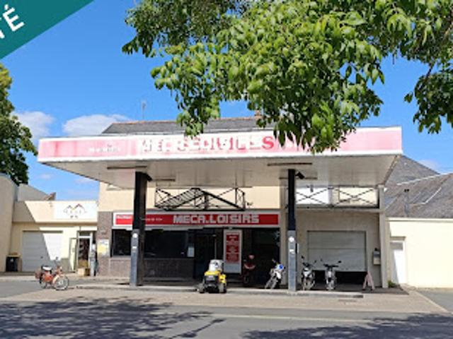 Local Commercial vente à Loudun